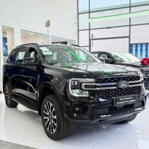 ford everest platinum 2 cầu máy dầu màu đen tại ford đà nẵng